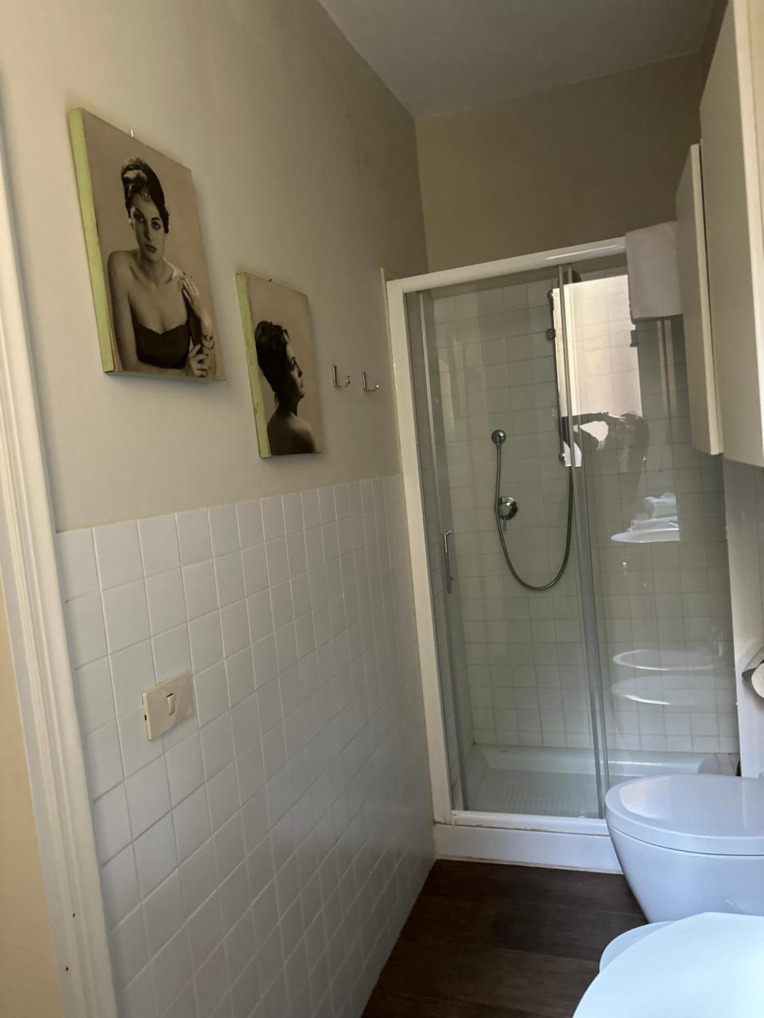 Maison Vert Appartamento In Centro Storico A Modena Bagian luar foto